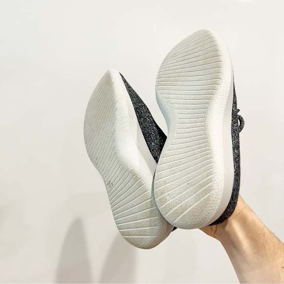 Allbirds Women's Wool Runners Sneakers - Picture 7 of 15